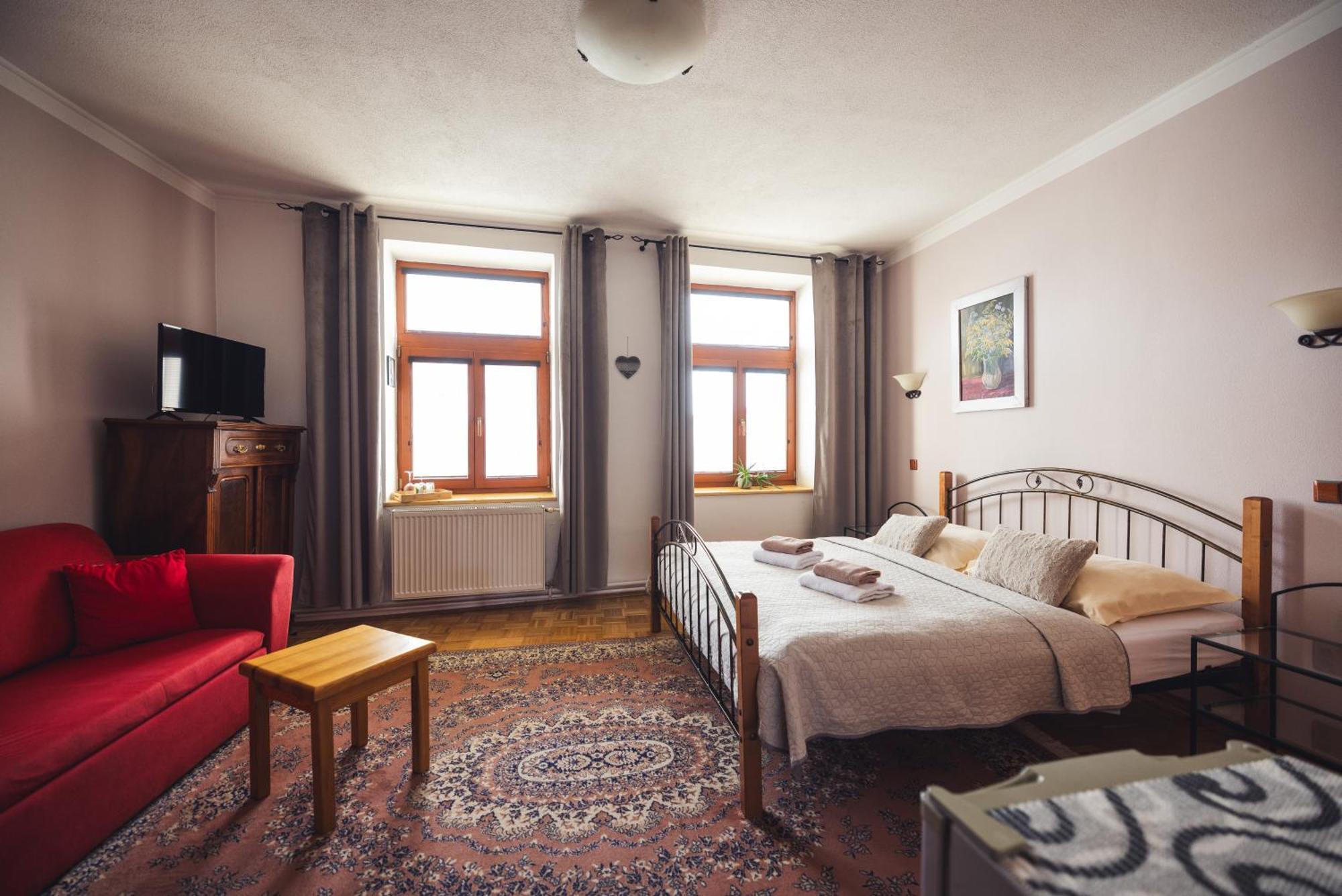Penzion U Papousku Jindřichův Hradec Extérieur photo